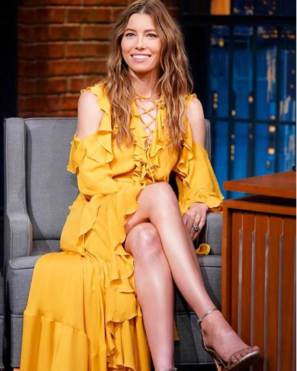 Jessica Biel in yellow Elie Saab 